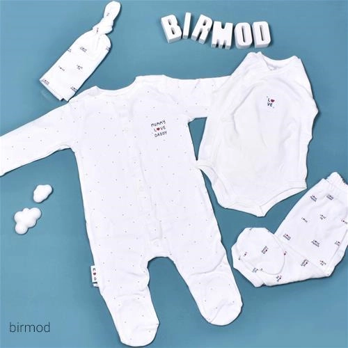 ست بیمارستانی 4 تیکه نوزادی طرح ولنتاین دخترانه کارامل اورجینال ترکیه